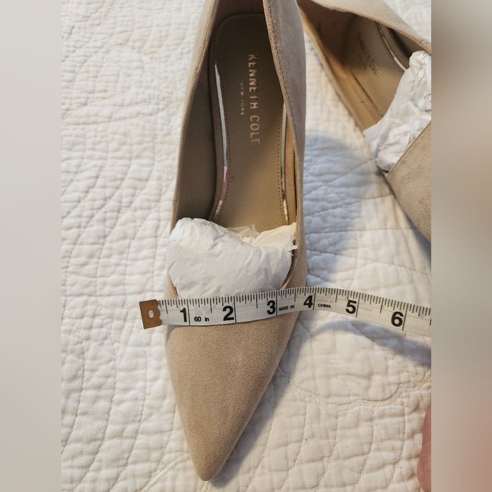 Kenneth Cole Romi Suede Size 10 Pumps - Picture 9 of 10